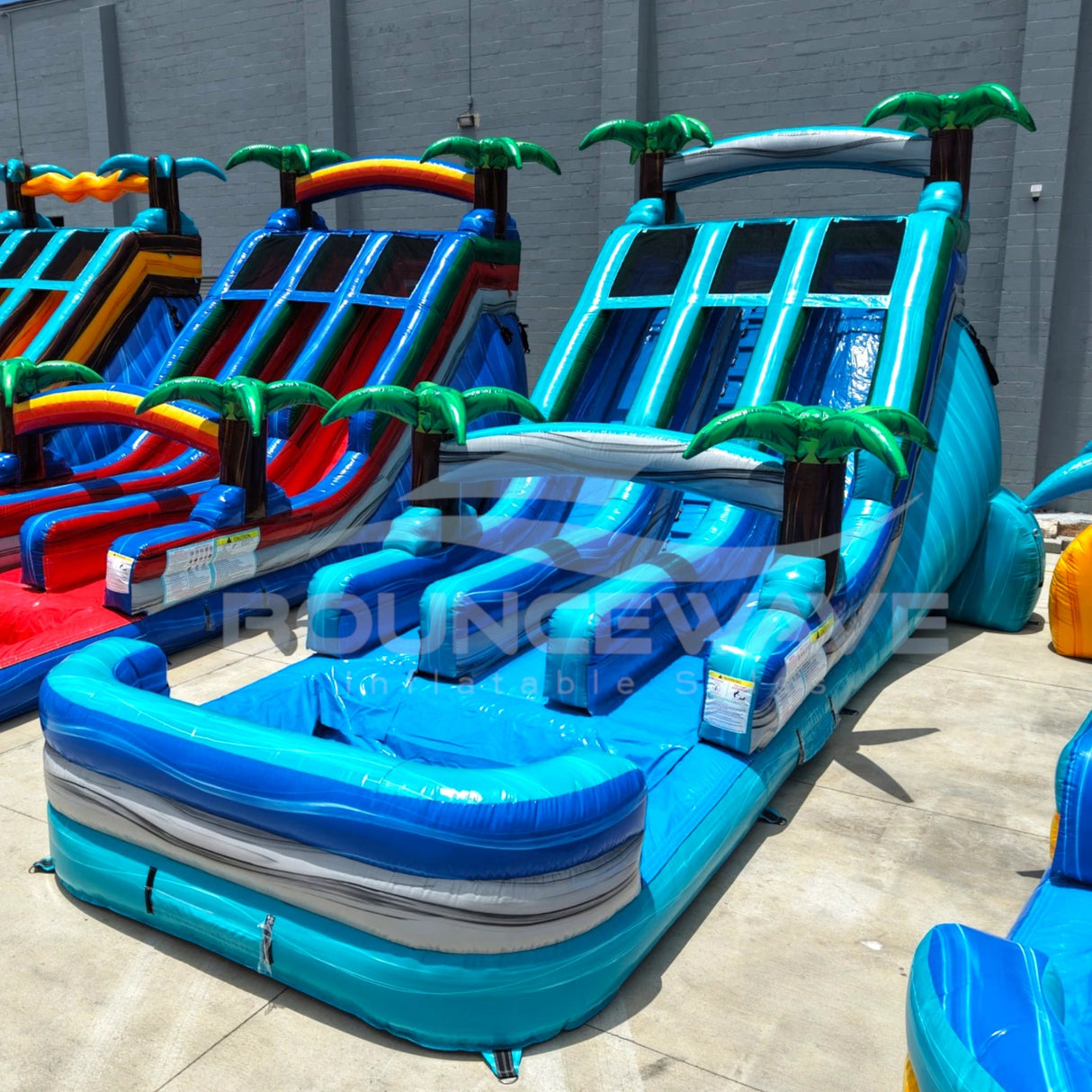 18ft Bahama Blast Dual Lane Water Slide – Center Climb - BounceWave Inflatable Sales