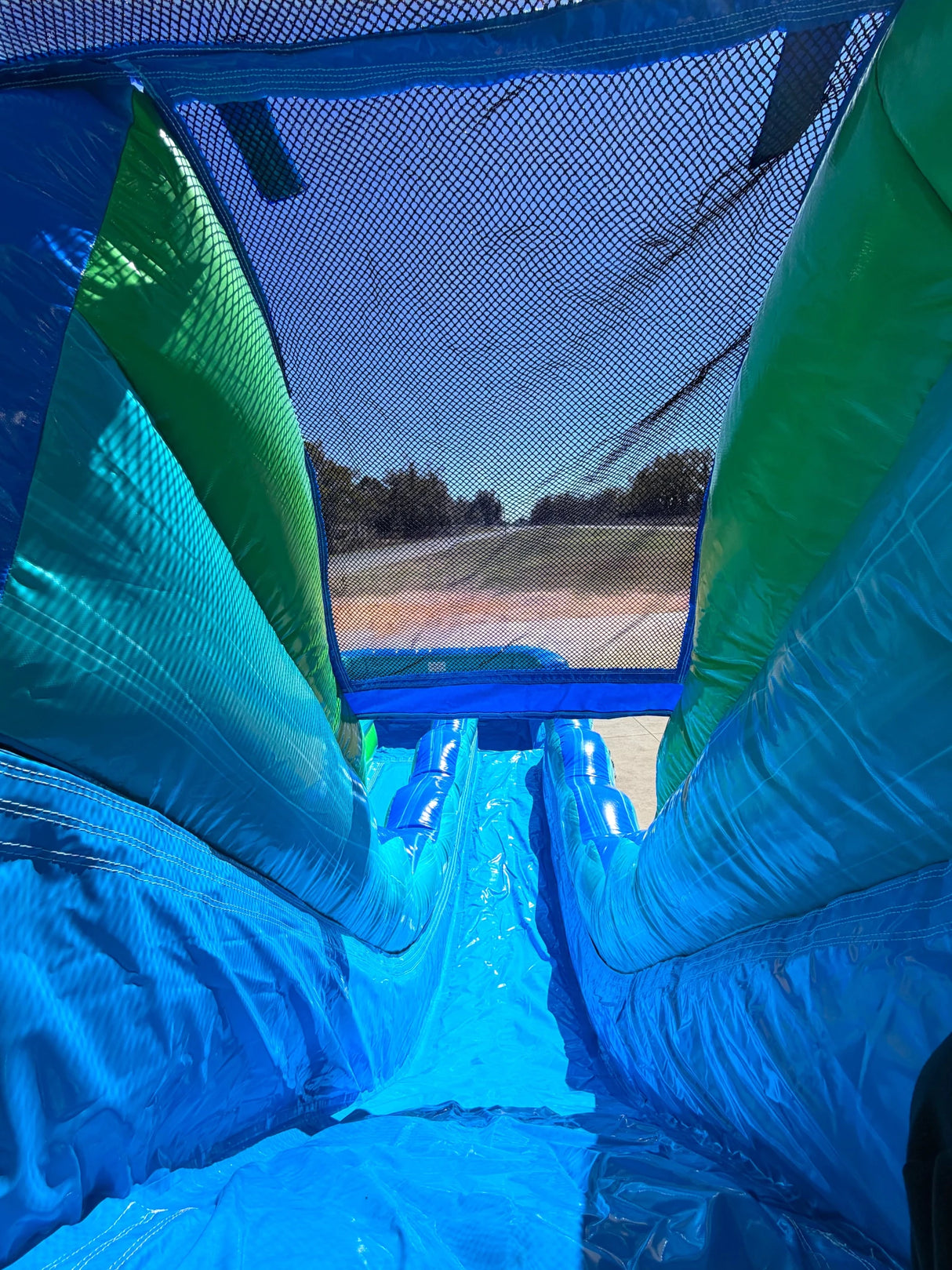 15ft Aqua Bolt Dual Lane Water Slide – Center Climb - BounceWave Inflatable Sales