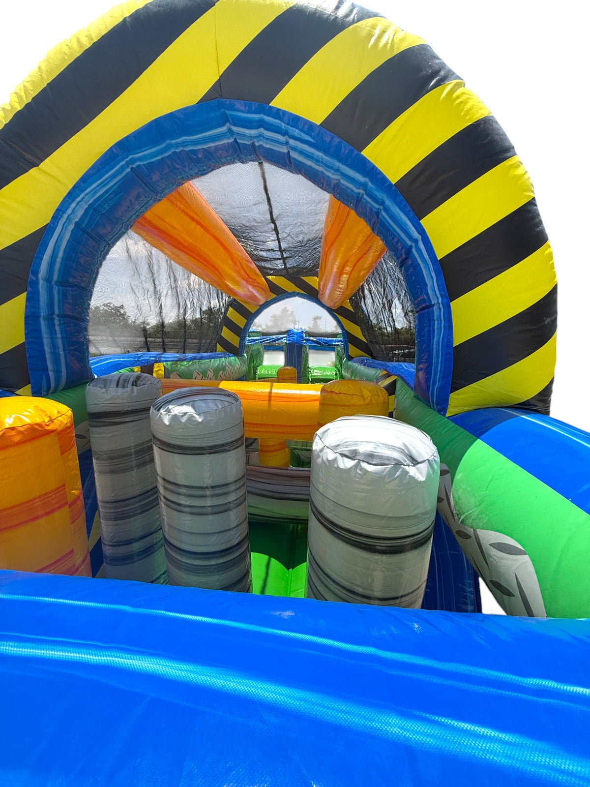 Running Inflatable Obstacle Course 46ft Radioactive Run Hybrid Inflatable Obstacle Course