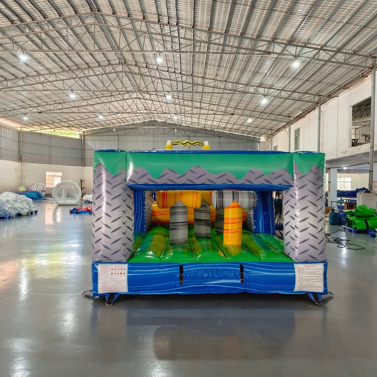 Inflatable Course Runs 92ft Radioactive Run 3-Piece Wet/Dry Inflatable Obstacle Course