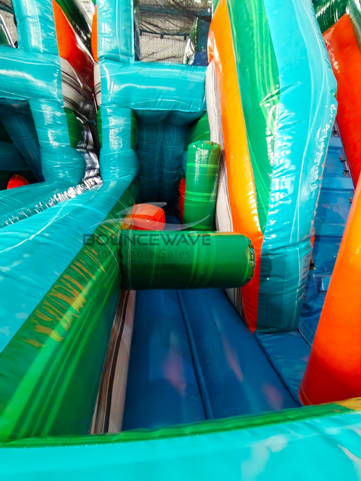 Pouncing Dash Inflatable Fiji Falls Double Dash Splash Inflatable Wet-Dry Obstacle Course